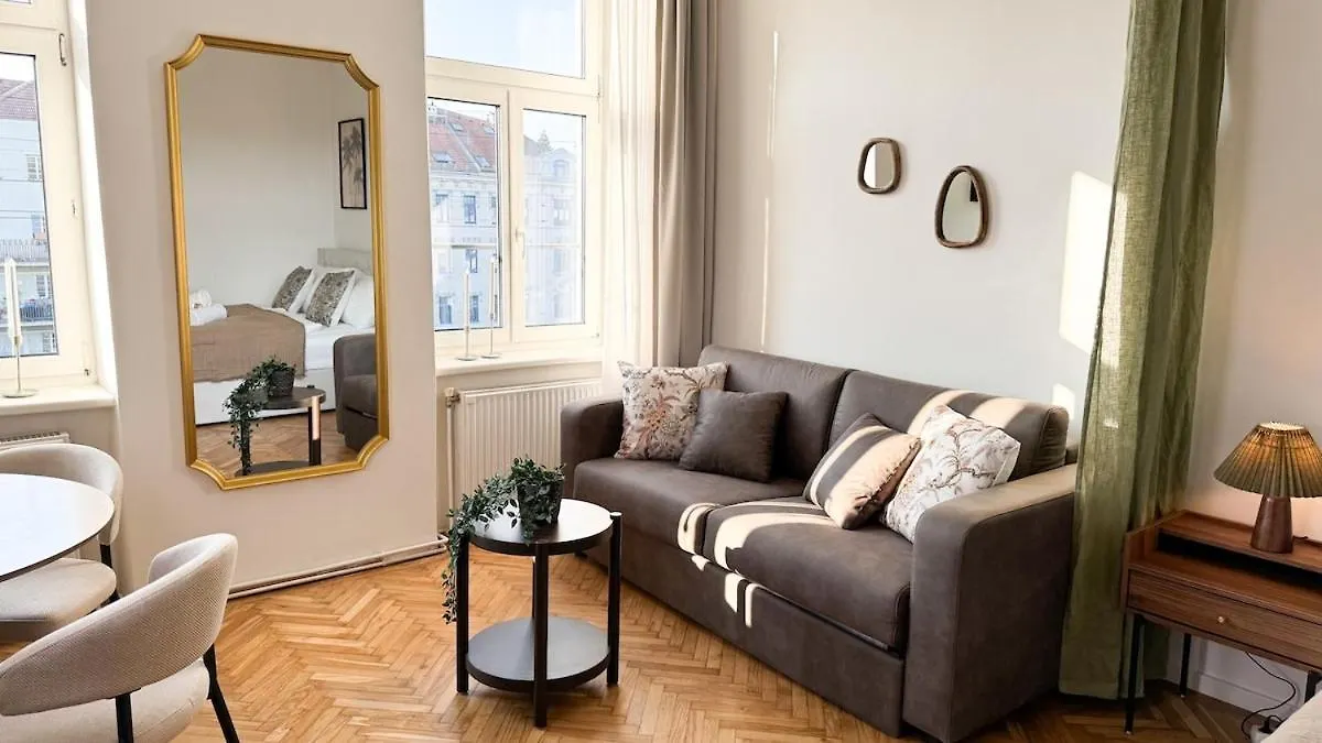 Modern Viennese 1Br Apartment Vienna